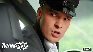 Alex Mecum, Malik Delgaty And Benjamin Dispirited Lean to Taste Of Each Other's Cocks And Fuck Hard - TWINKPOP